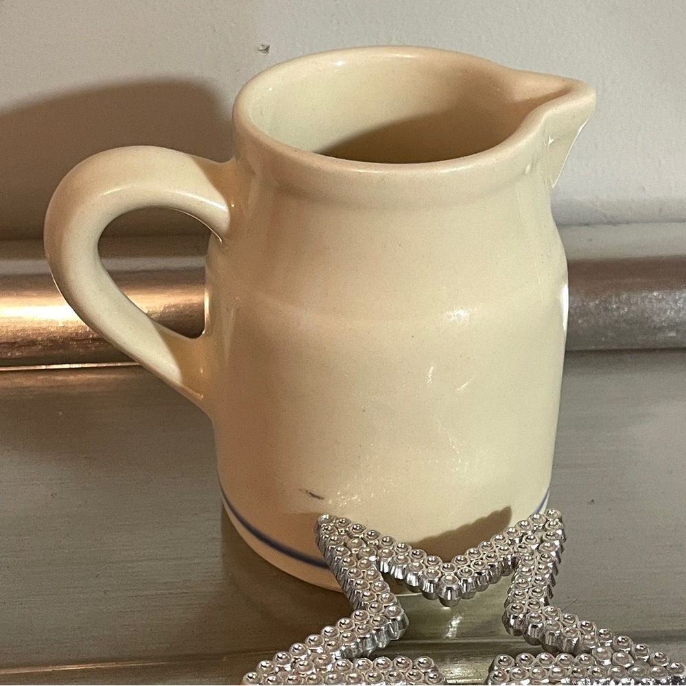 RosevilleOH Pottery Country Goose Heavy Creamer PitcherSalt & Pepper Shakers. - Picture 4 of 16